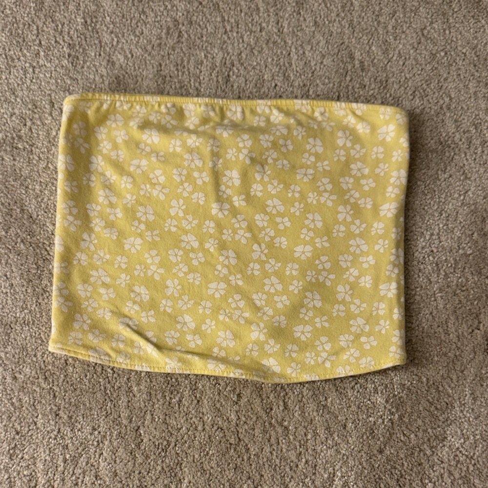 Hollister Yellow Floral Crop Top